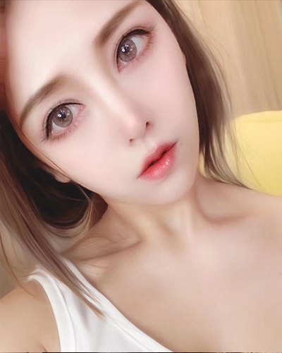 虎娱洛小月 正在直播