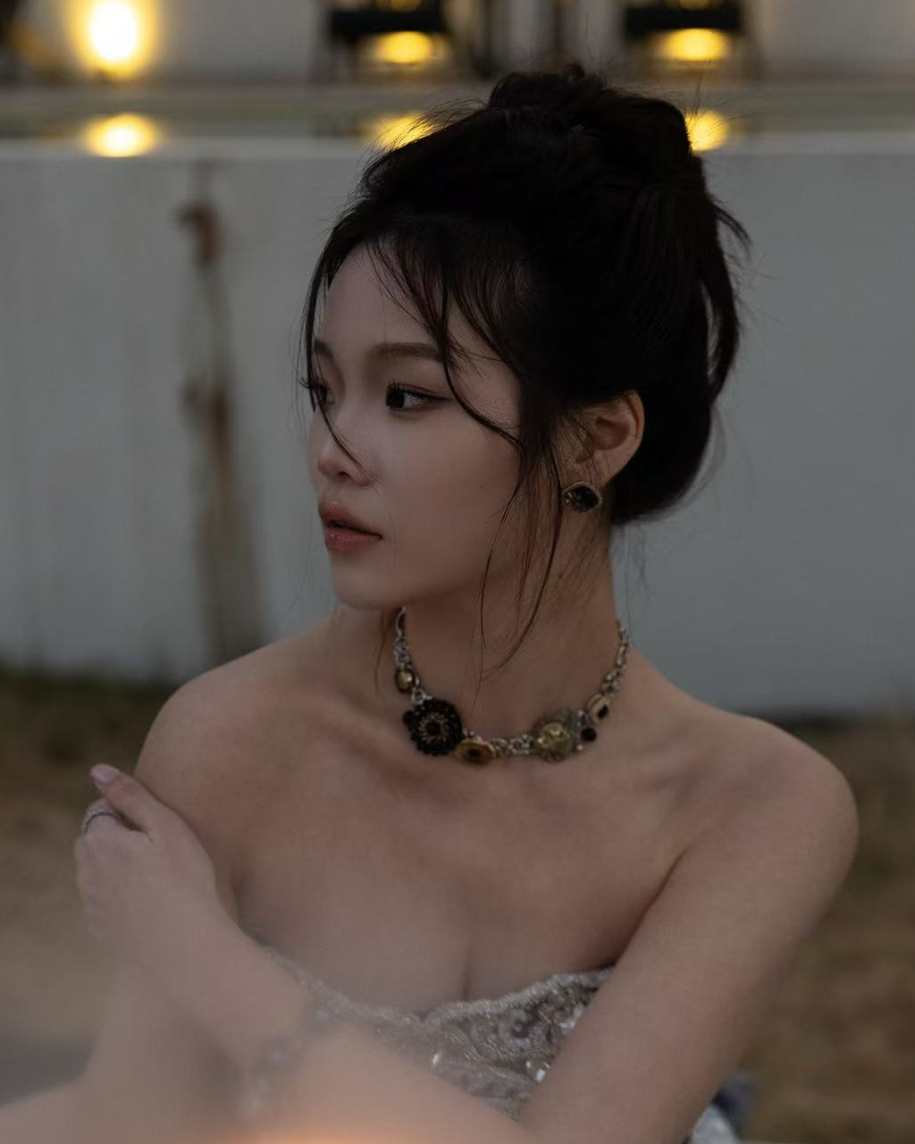 明明靠颜值却选择了耍杂技