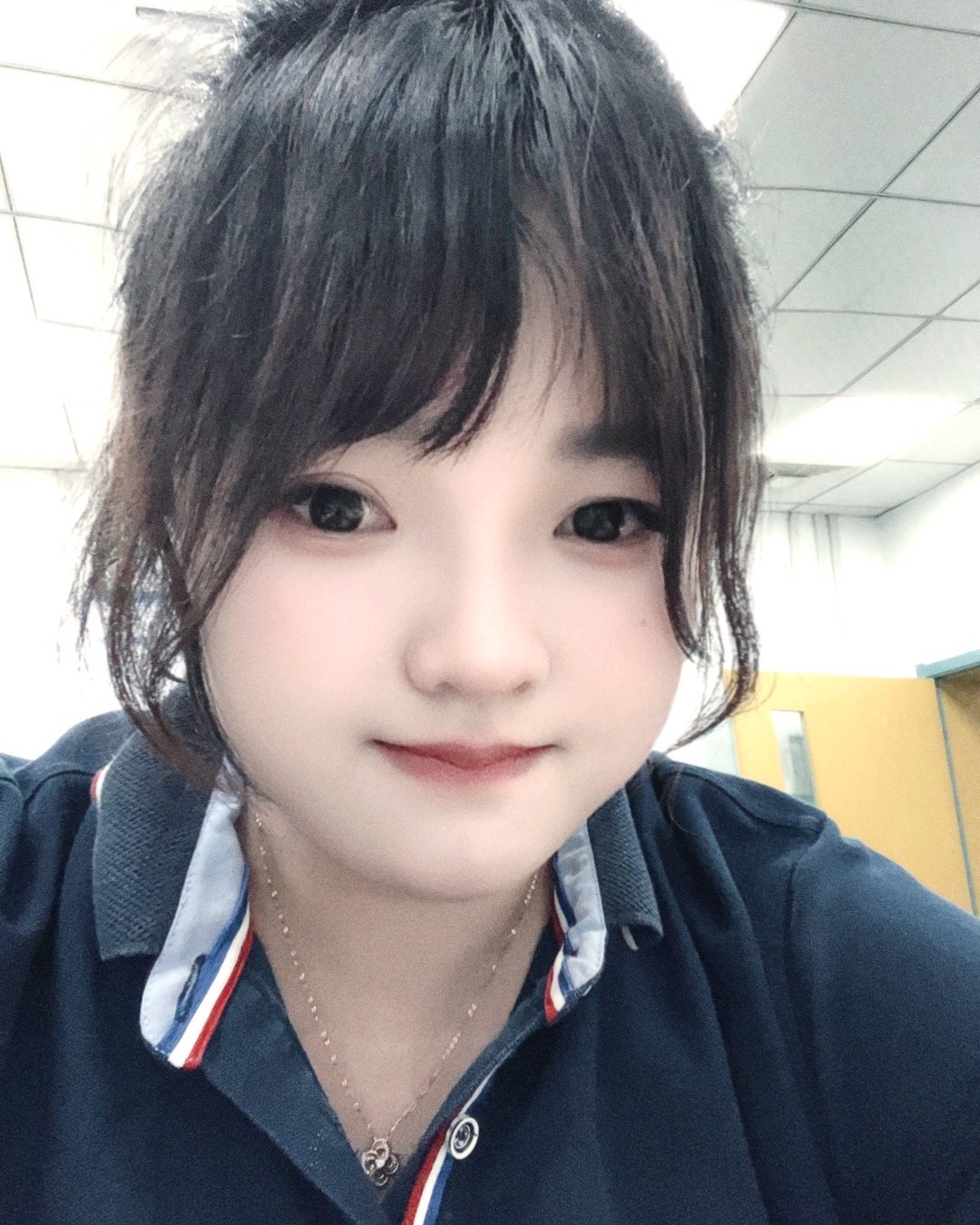 颜值担当厂花闺蜜介绍给你