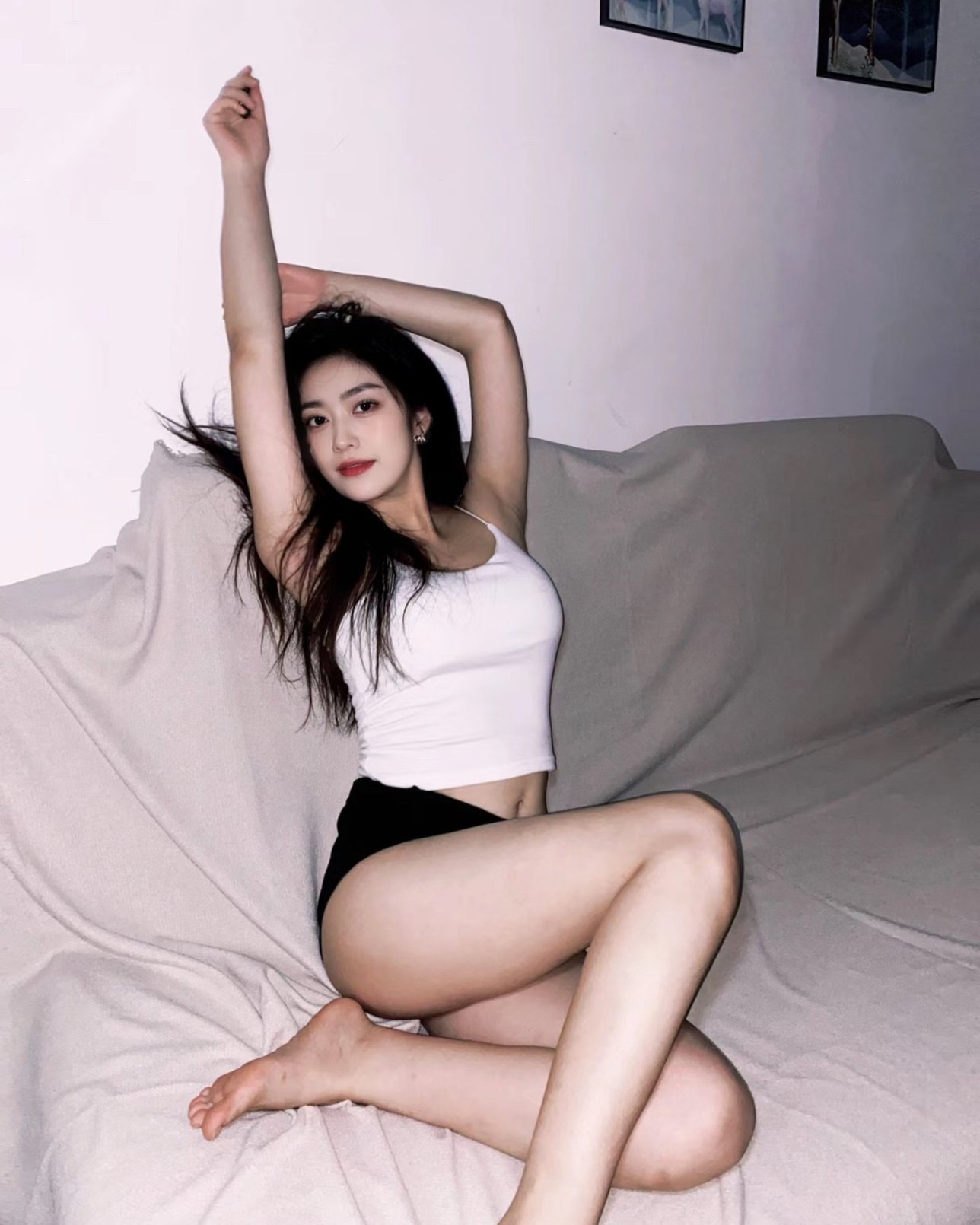 公主打工 自有苦衷