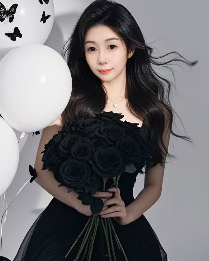 无关风月只为初见