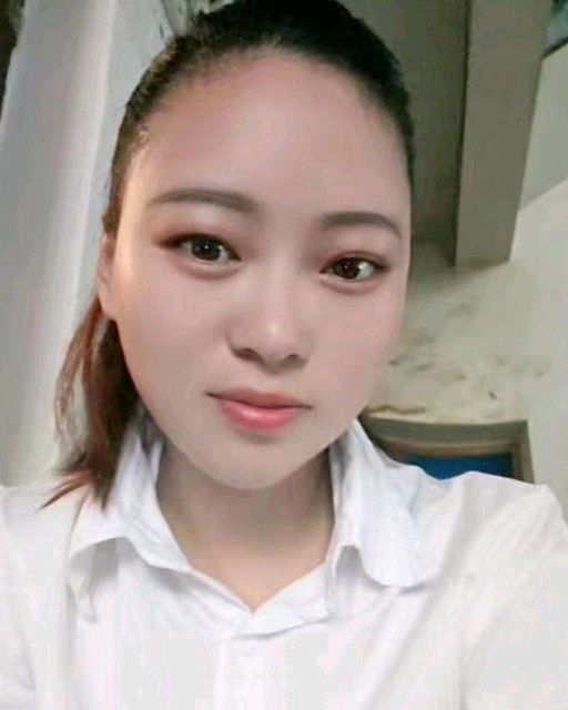 欧欧正在直播