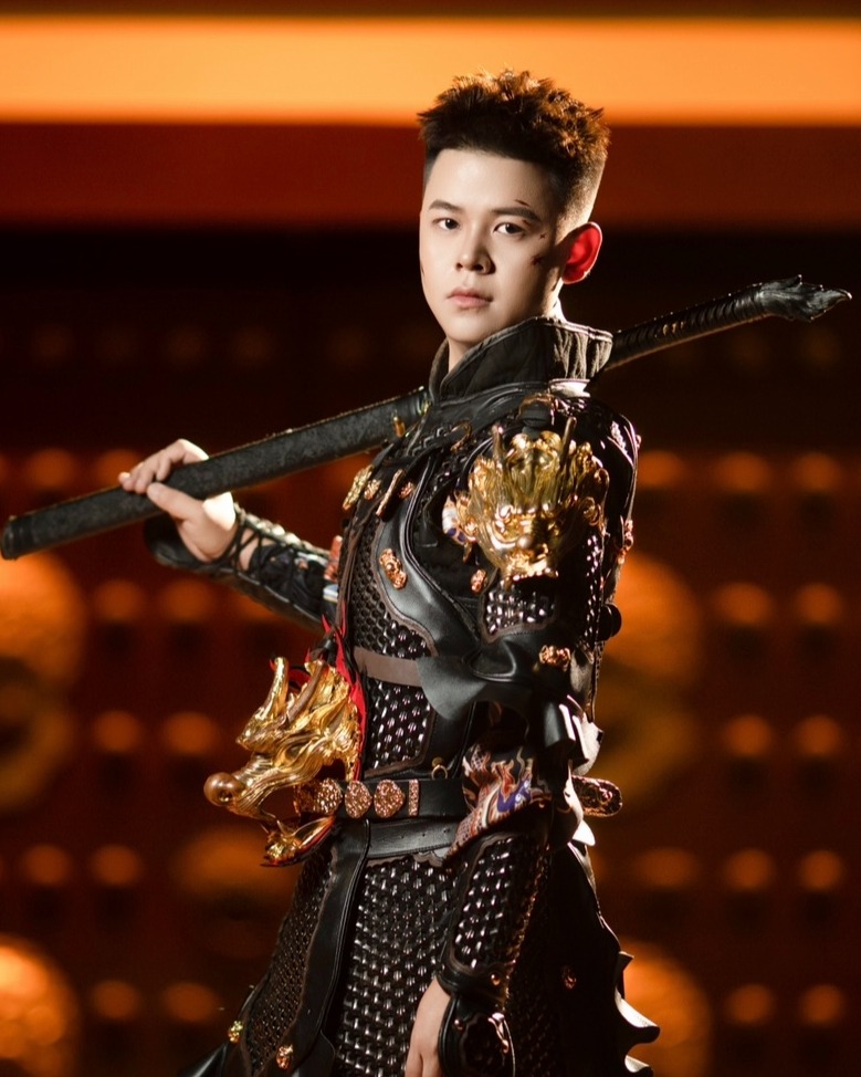 腼腆内向不爱说话