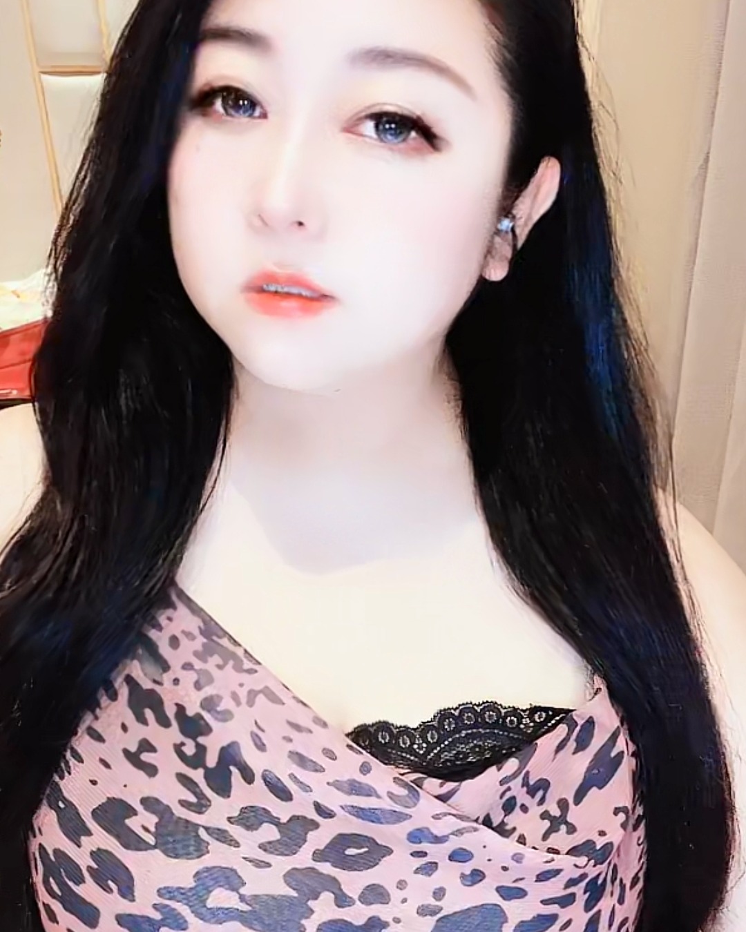 丰盈质感邂逅治愈系女人