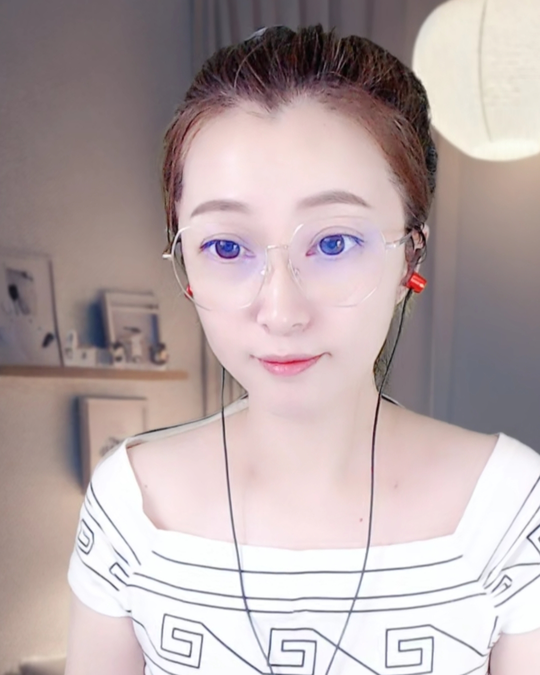 喜欢唱歌的安静然