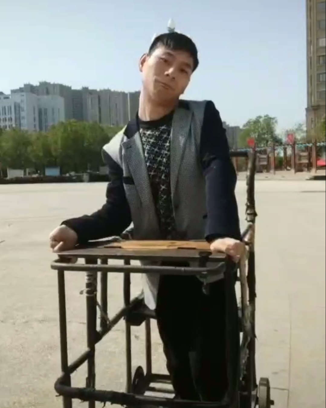 有山有水遇贵人