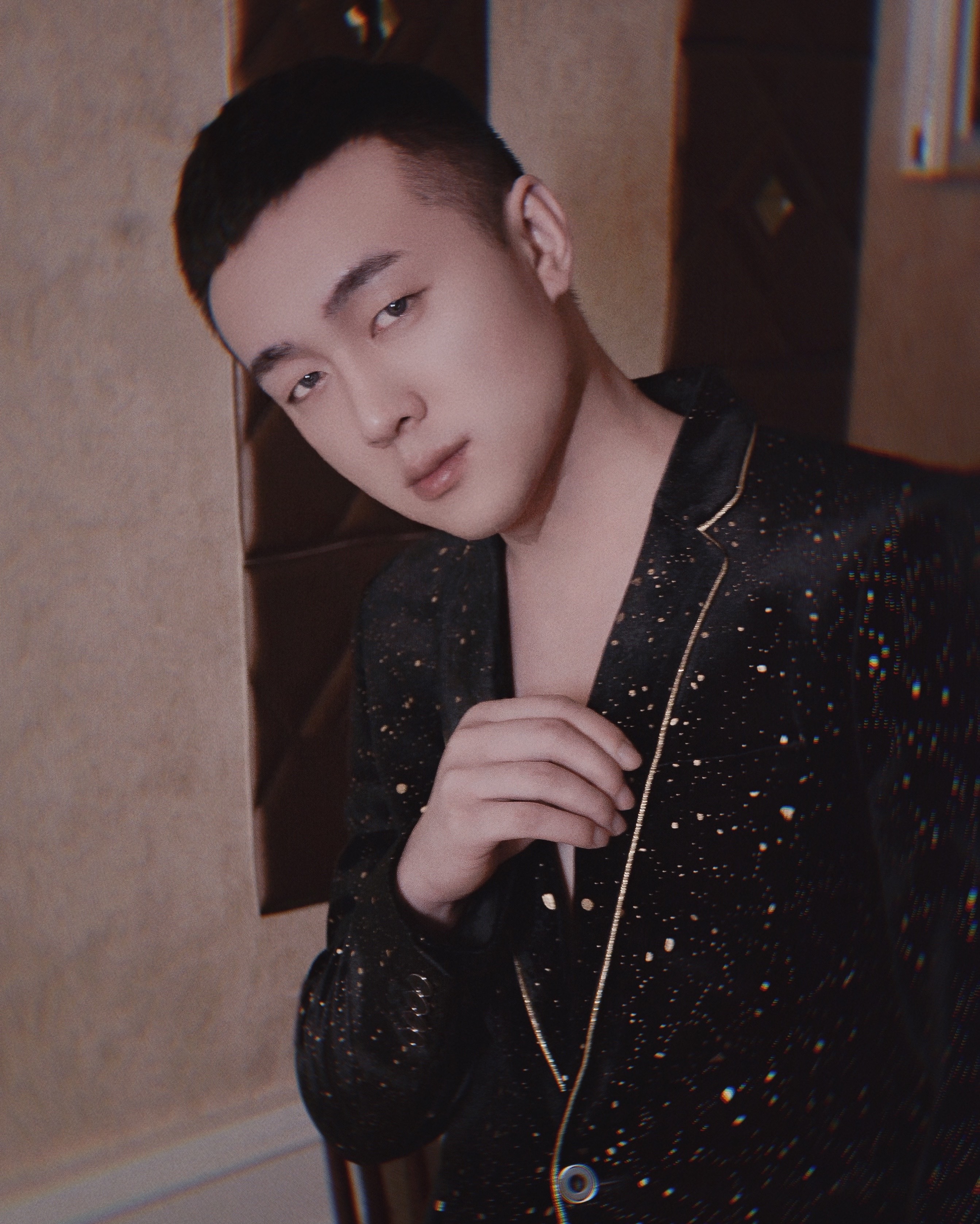 YY幽默男神六朋