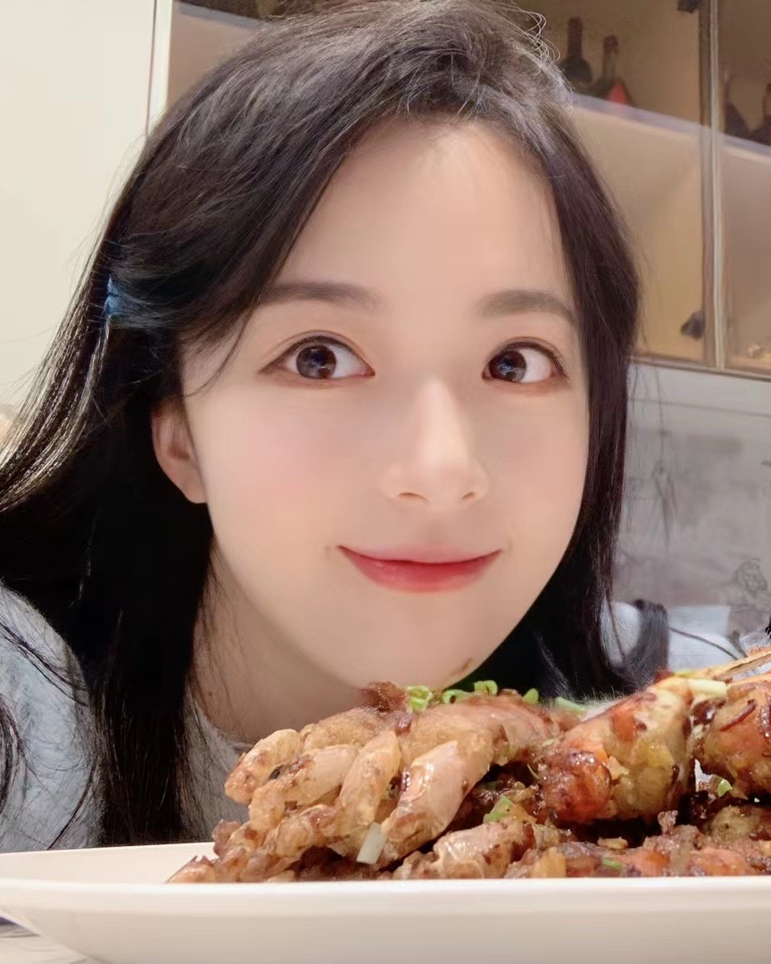 奇领宋昔恩 正在直播